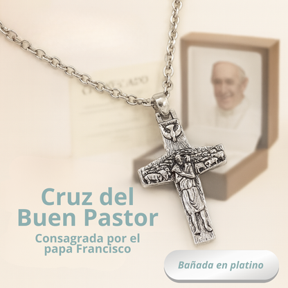La cruz que miles ya llevan cerca del corazón.